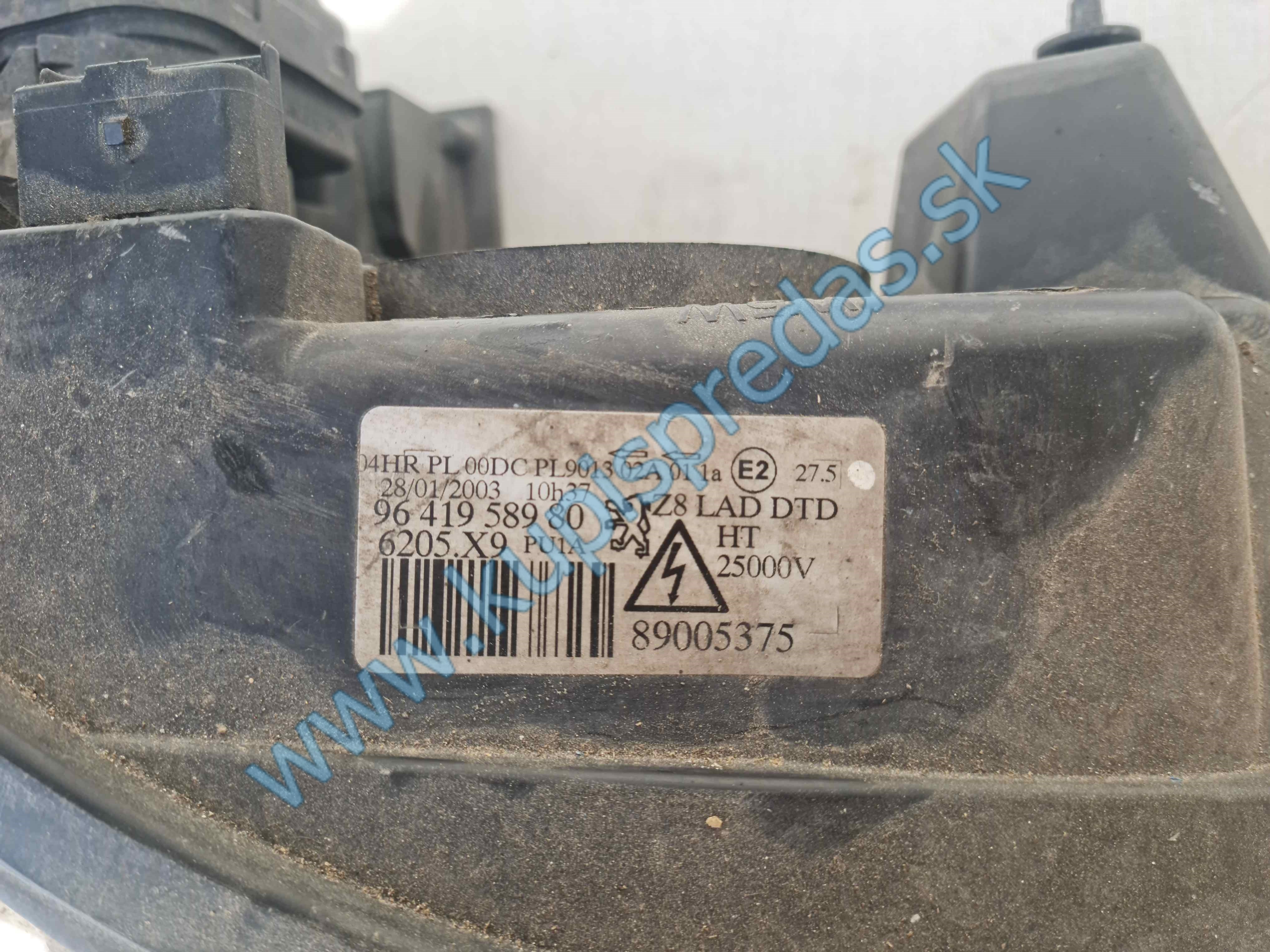 Peugeot 607 - Svetlo prave XENON 9641958980